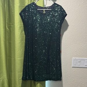 Cable & Gauge Dark Green Sequin Cap Sleeve dress